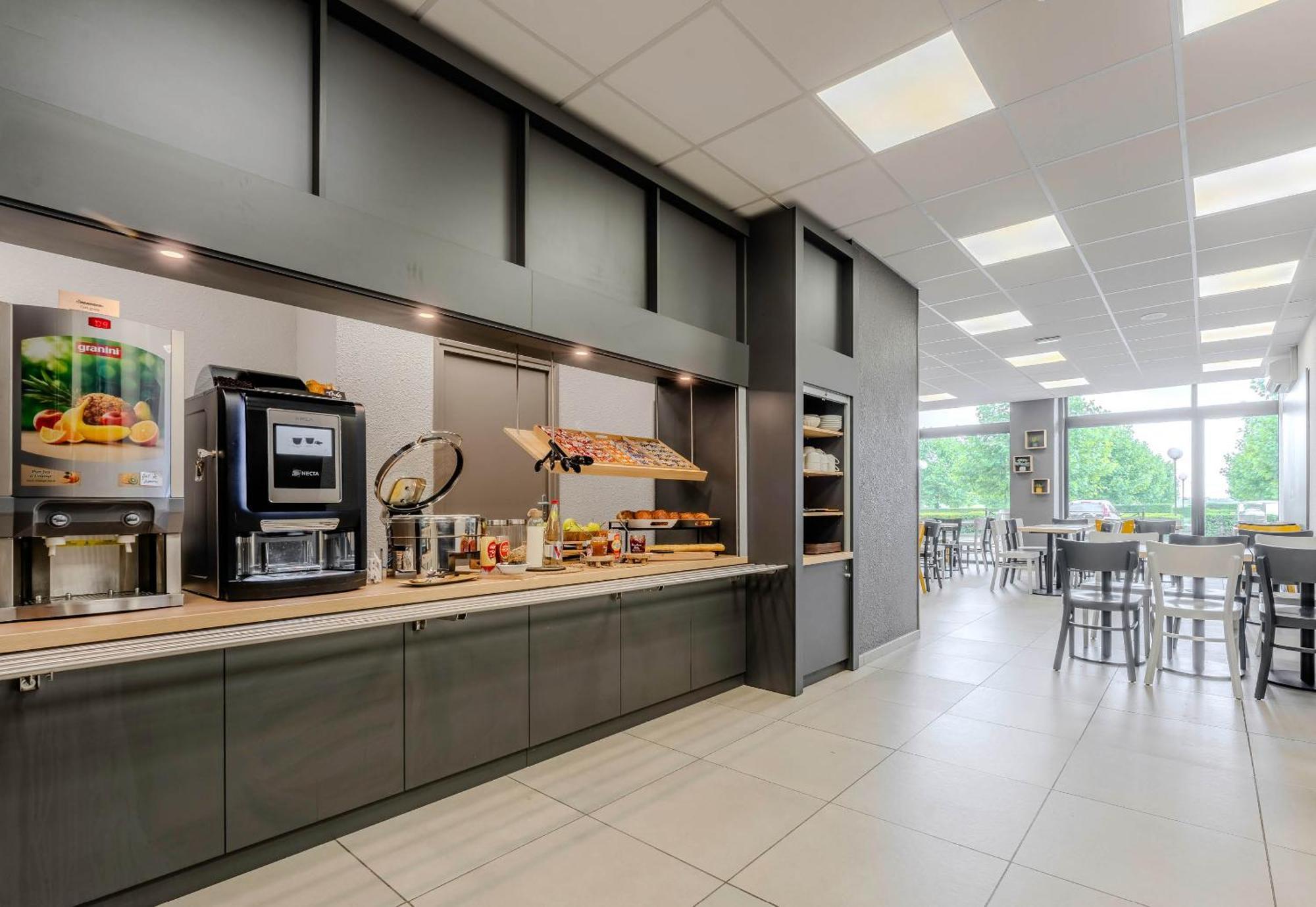 B&B Hotel Cambrai Proville Exteriér fotografie